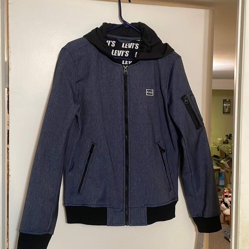 Levi’s water resistant jacket. Nwt